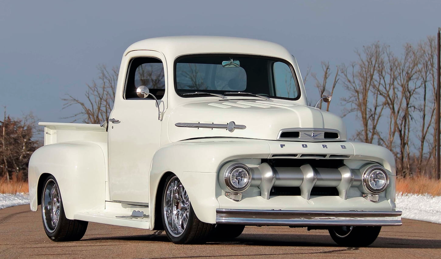 Ford_truck_history_1952_F1