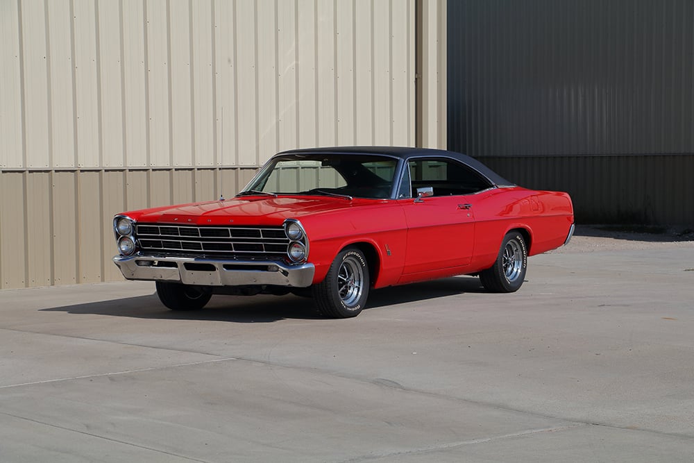 1967_Galaxie_red_frontsmall