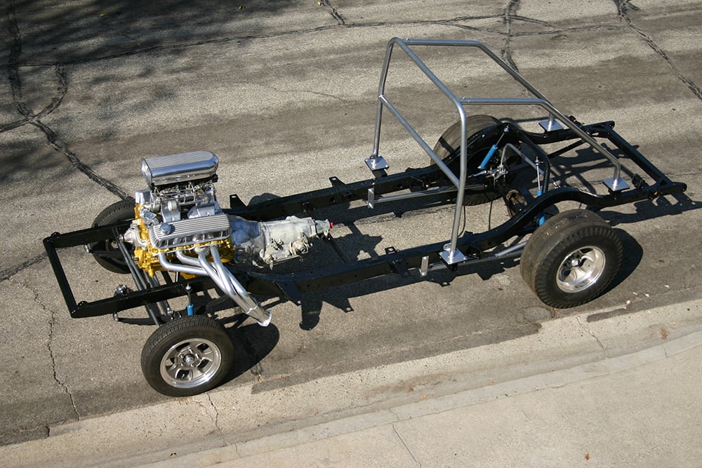 chassis with engine 1000